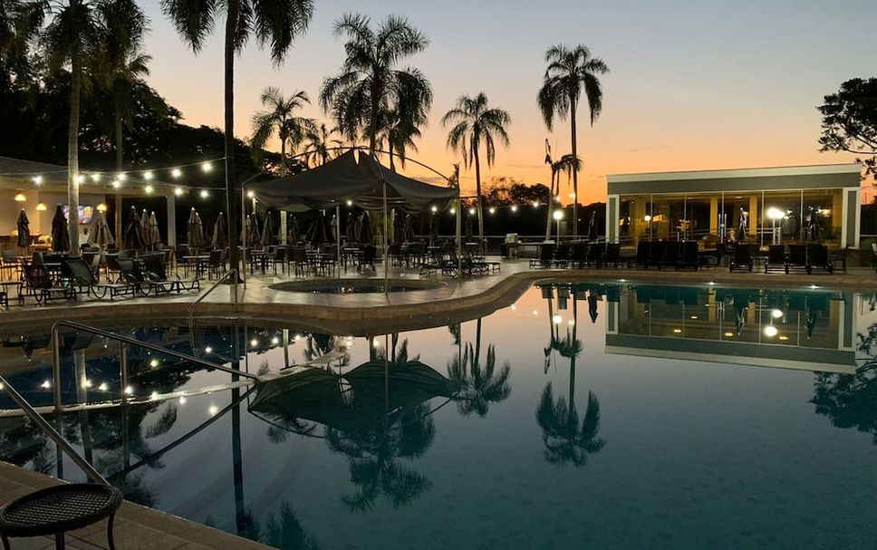 สระว่ายน้ำ รูปภาพ