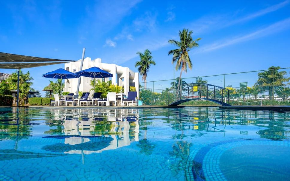 สระว่ายน้ำ รูปภาพ