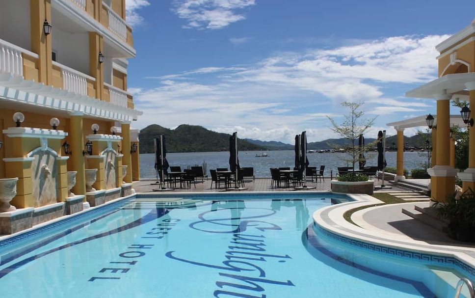 สระว่ายน้ำ รูปภาพ