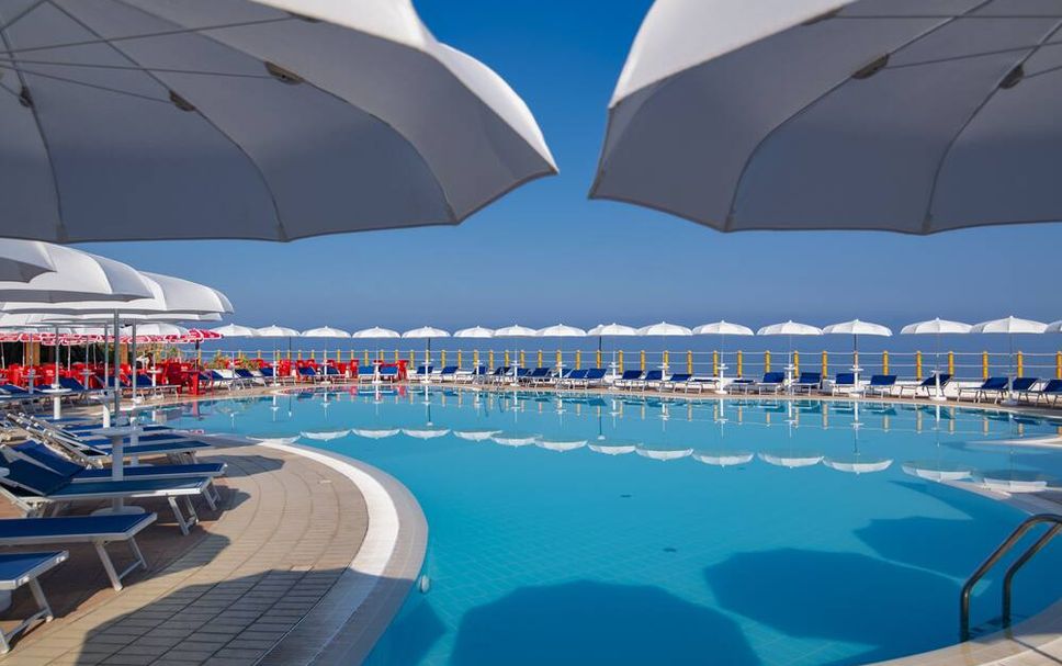 สระว่ายน้ำ รูปภาพ