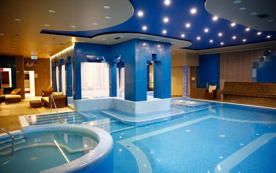 สระว่ายน้ำ รูปภาพ