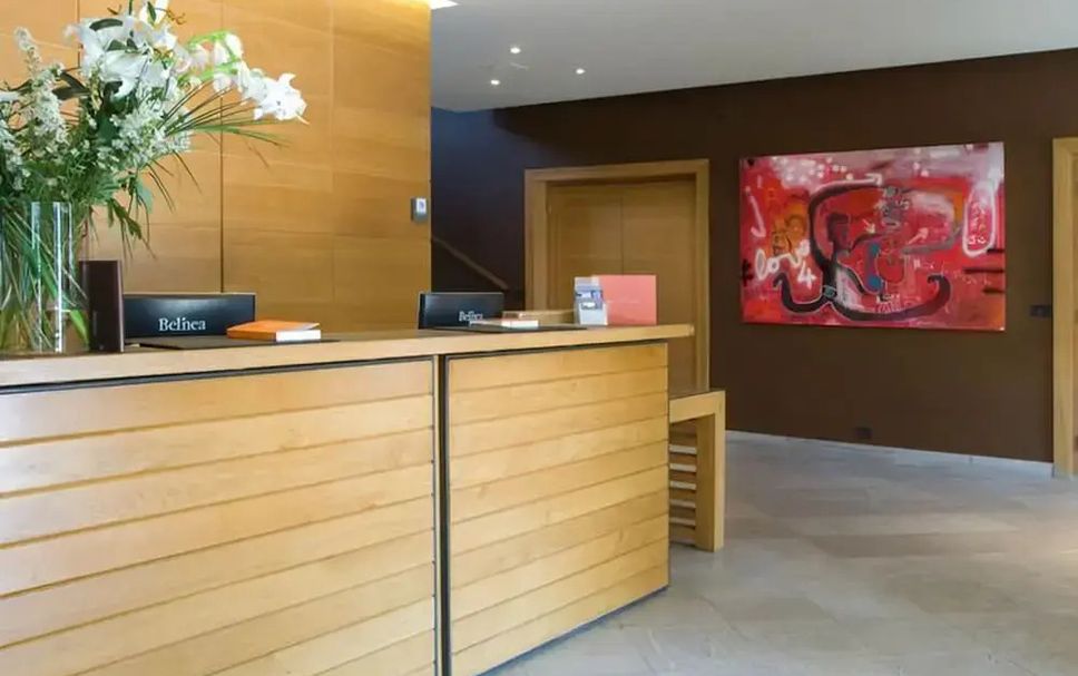 แผนกต้อนรับส่วนหน้า รูปภาพ