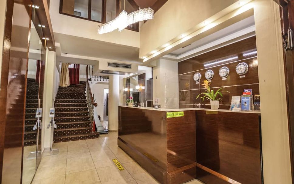 แผนกต้อนรับส่วนหน้า รูปภาพ