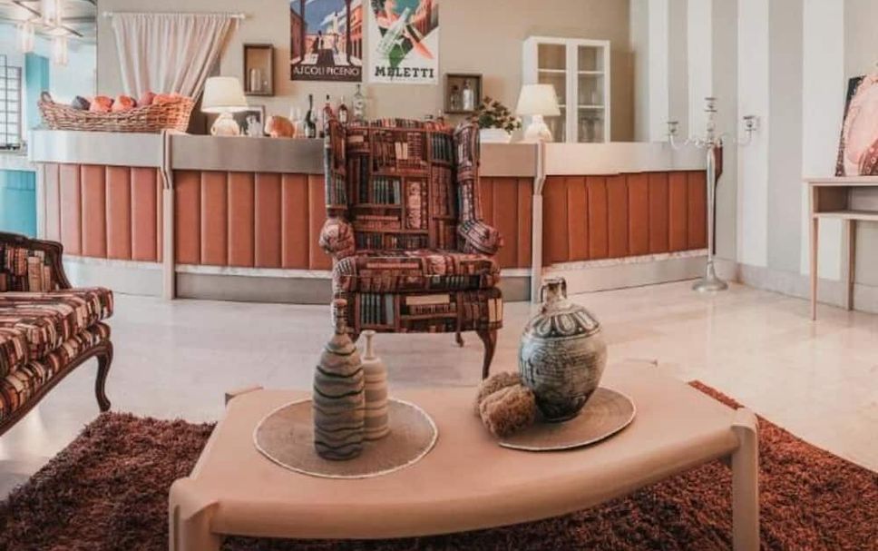 แผนกต้อนรับส่วนหน้า รูปภาพ