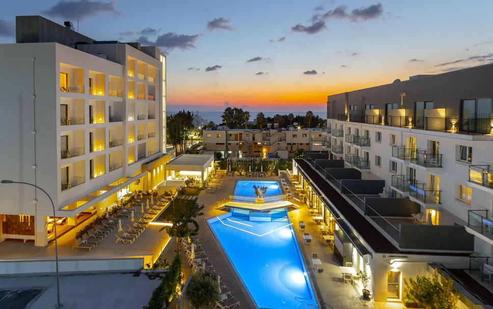 สระว่ายน้ำ รูปภาพ