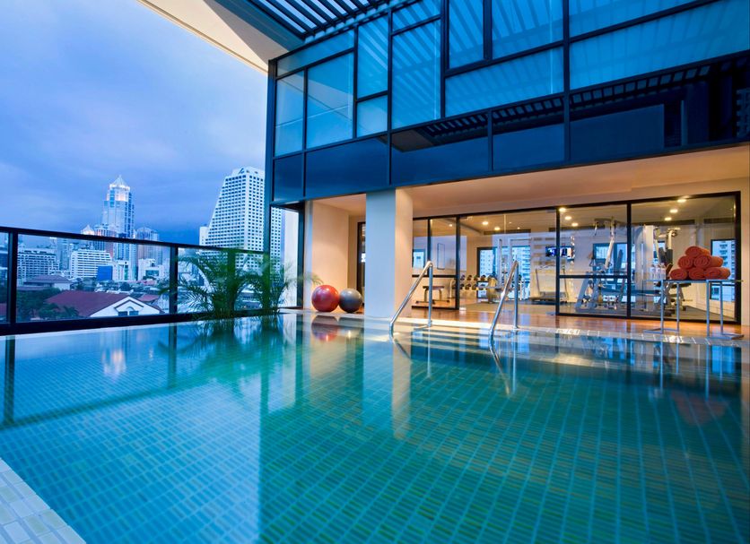 สระว่ายน้ำ รูปภาพ