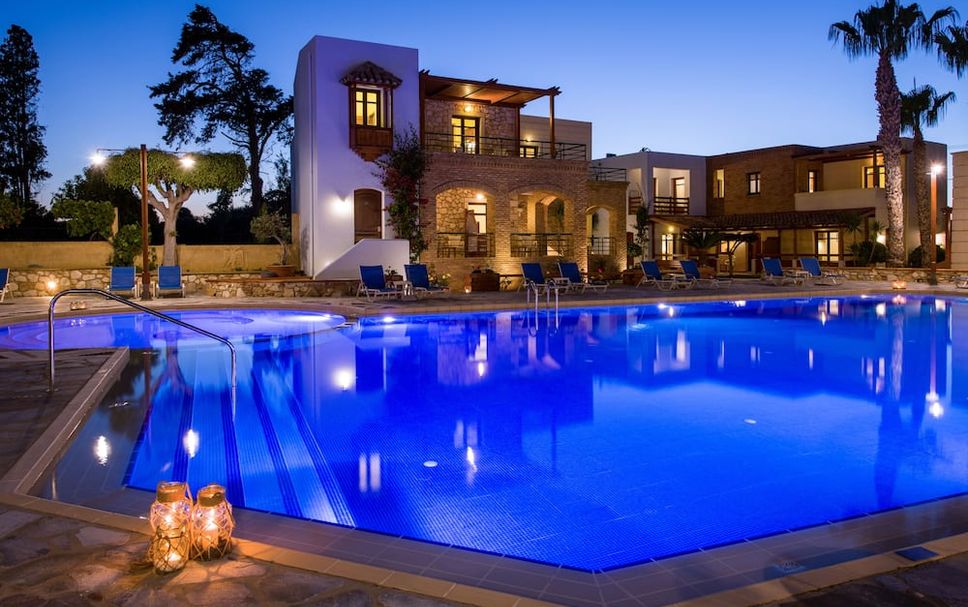 สระว่ายน้ำ รูปภาพ