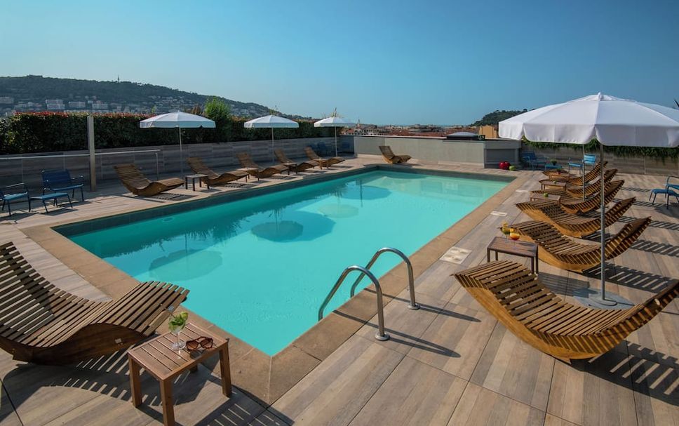 สระว่ายน้ำ รูปภาพ