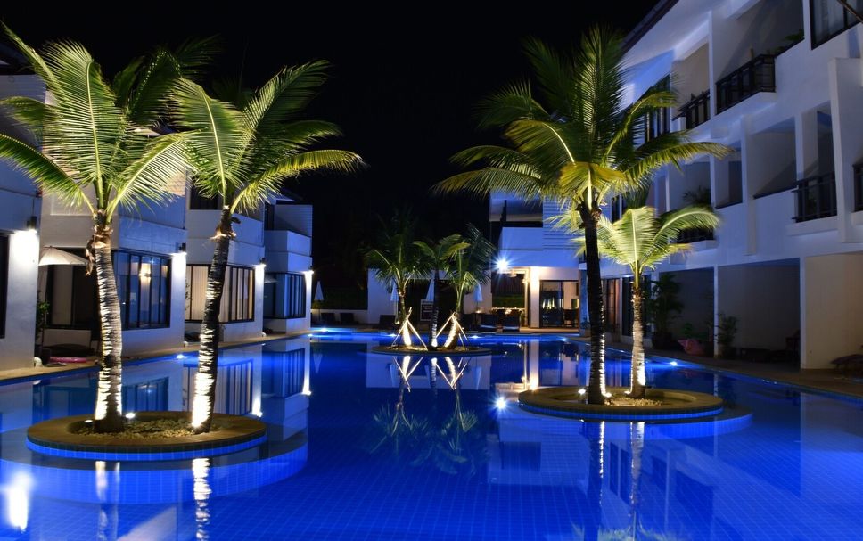 สระว่ายน้ำ รูปภาพ