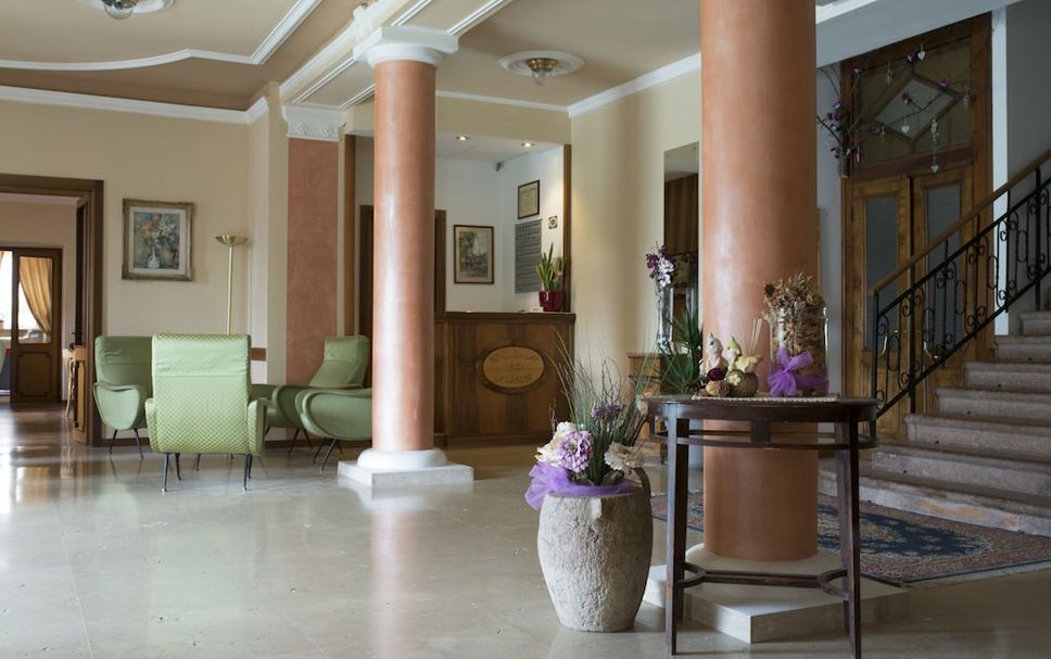 ล็อบบี้ รูปภาพ