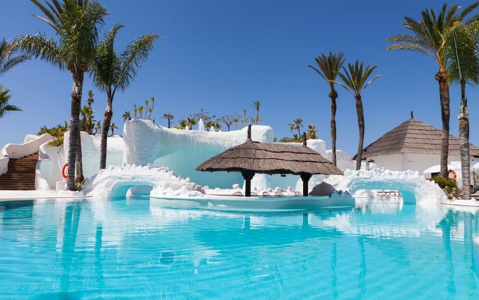 สระว่ายน้ำ รูปภาพ