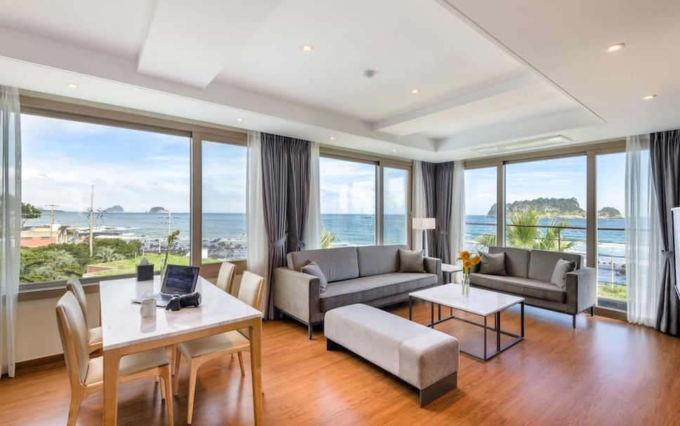 ห้องนั่งเล่น รูปภาพ