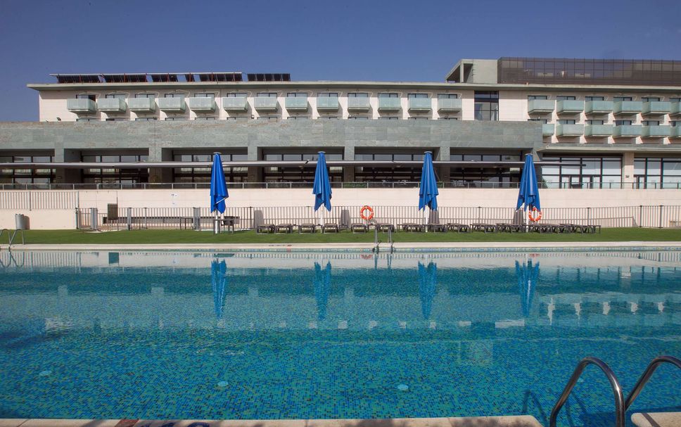 สระว่ายน้ำ รูปภาพ