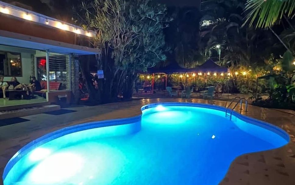 สระว่ายน้ำ รูปภาพ