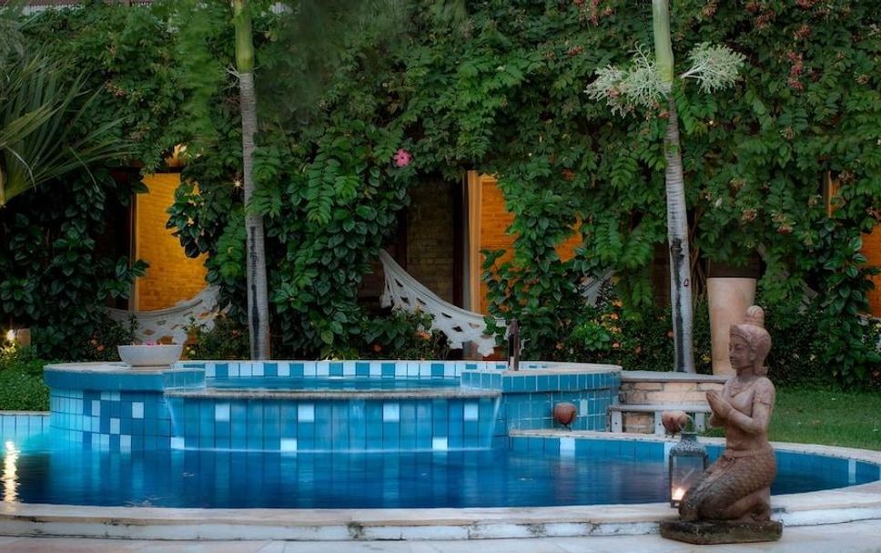 สระว่ายน้ำ รูปภาพ