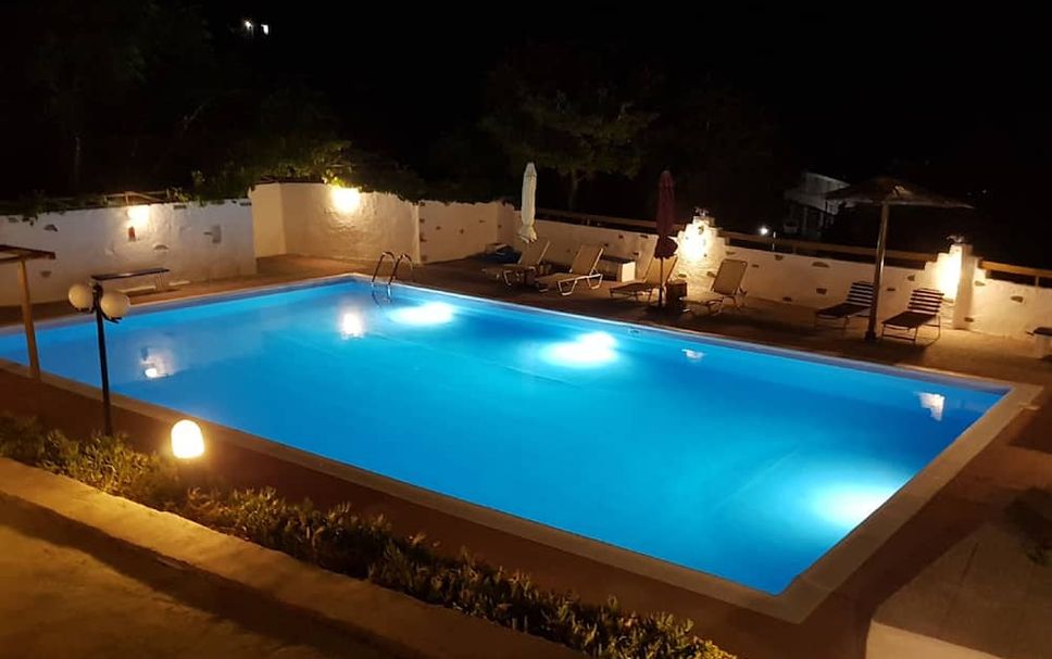 สระว่ายน้ำ รูปภาพ