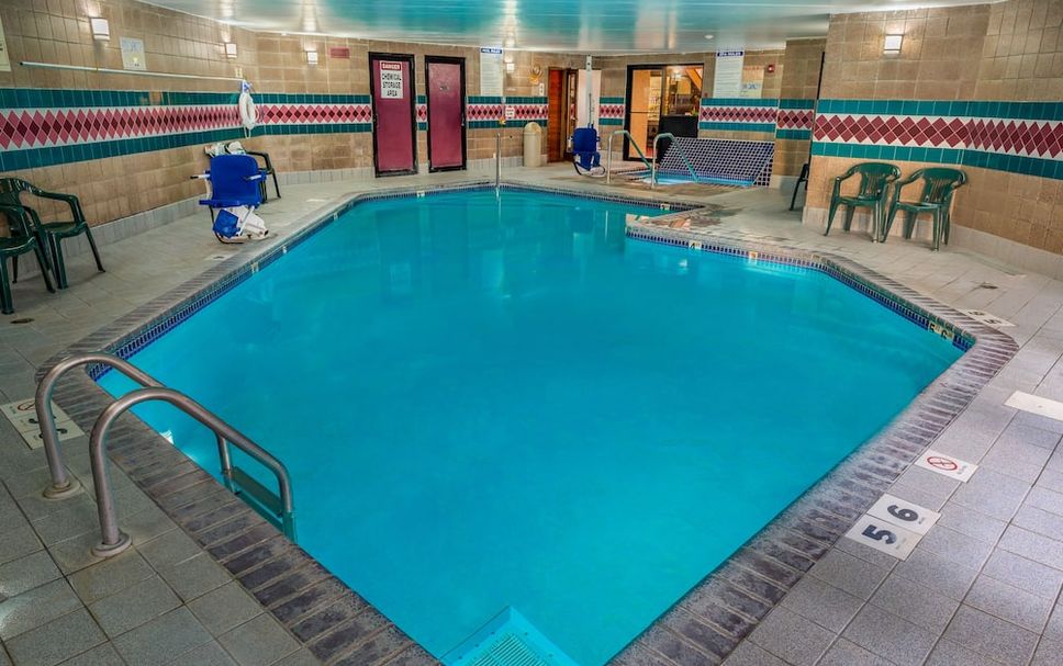 สระว่ายน้ำ รูปภาพ