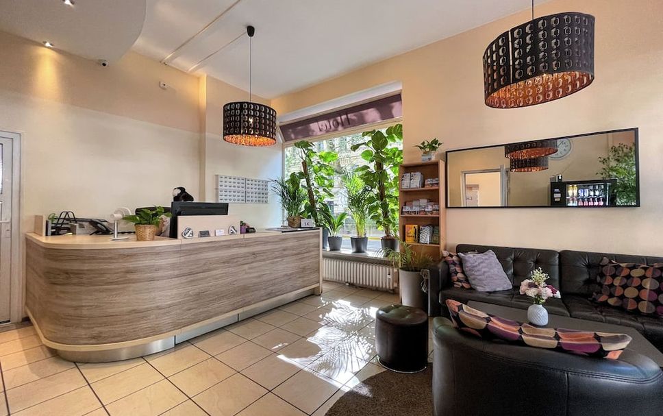 แผนกต้อนรับส่วนหน้า รูปภาพ