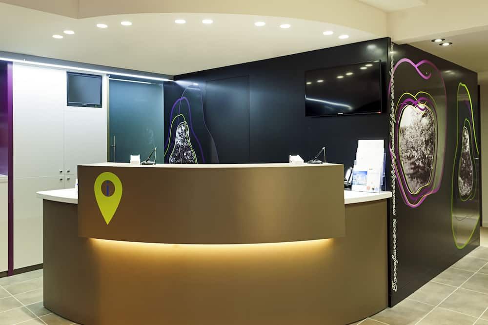 แผนกต้อนรับส่วนหน้า