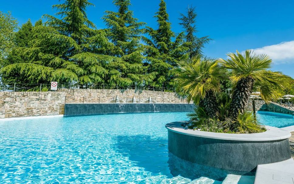 สระว่ายน้ำ รูปภาพ