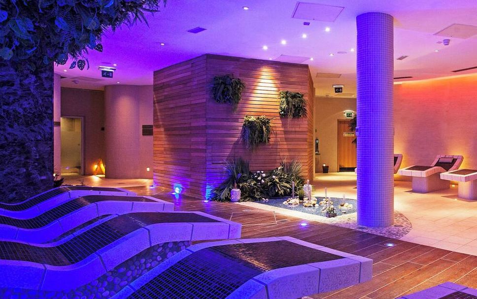 สระว่ายน้ำ รูปภาพ