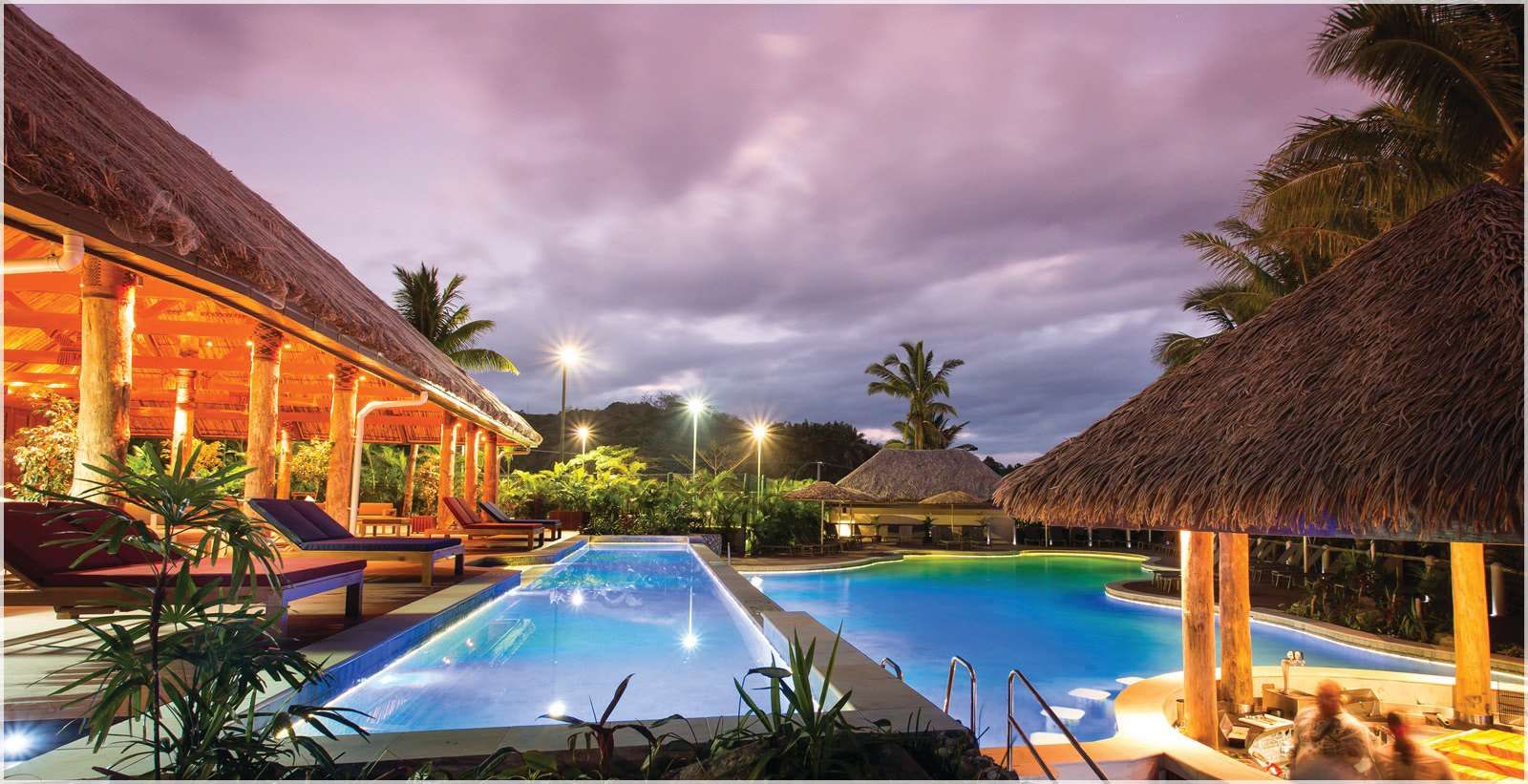 สระว่ายน้ำ