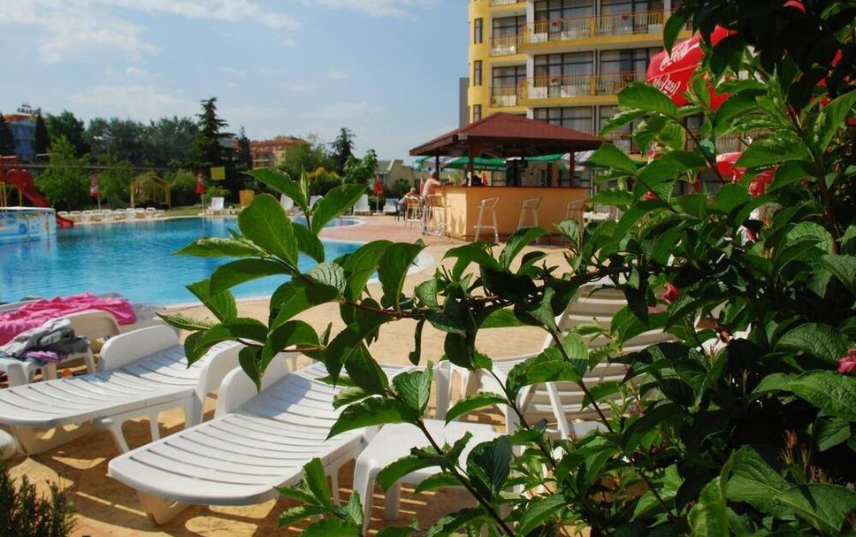 สระว่ายน้ำ รูปภาพ