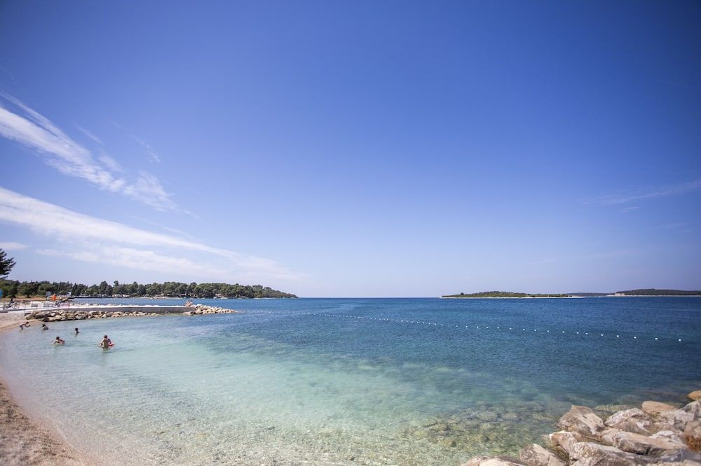ชายหาด