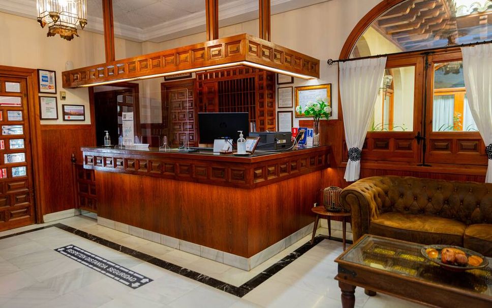 แผนกต้อนรับส่วนหน้า รูปภาพ