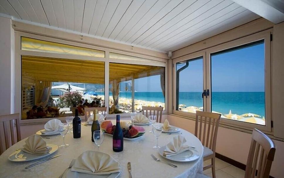 ห้องอาหาร รูปภาพ