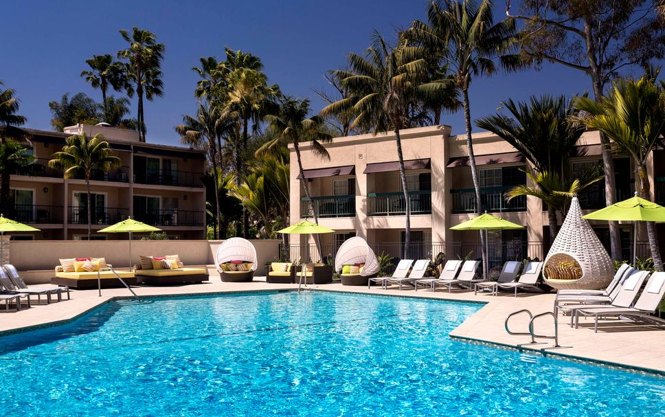 สระว่ายน้ำ รูปภาพ