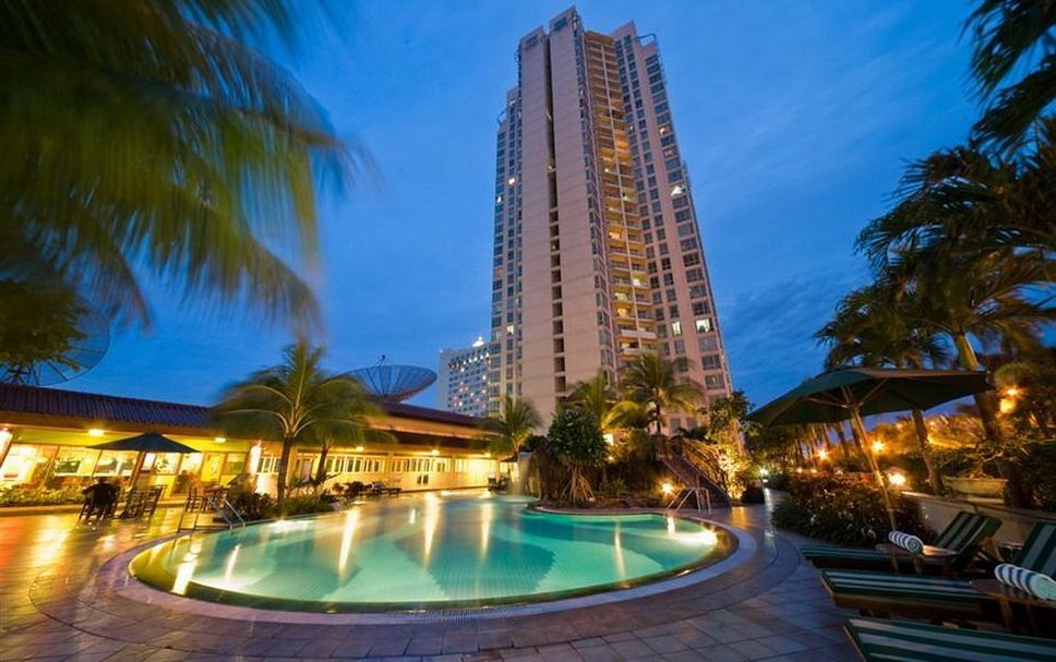 สระว่ายน้ำ รูปภาพ