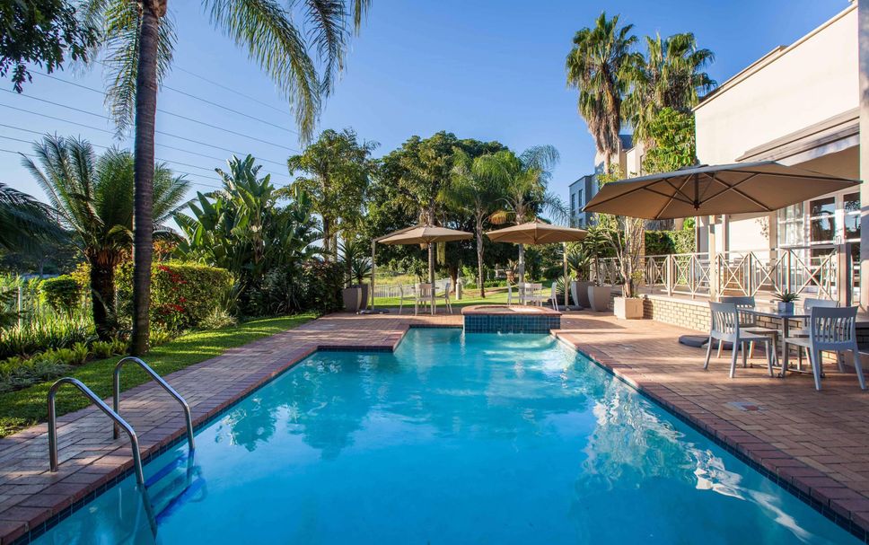 สระว่ายน้ำ รูปภาพ