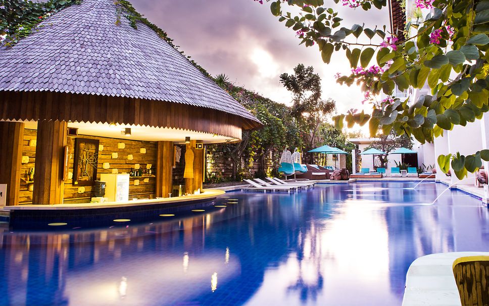 สระว่ายน้ำ รูปภาพ