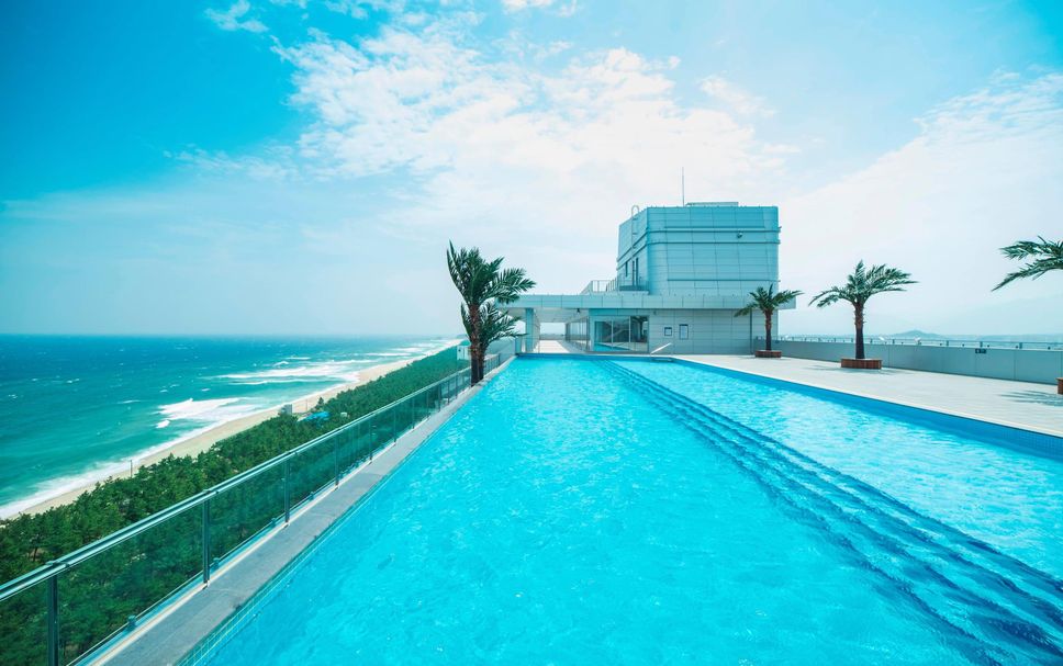 สระว่ายน้ำ รูปภาพ