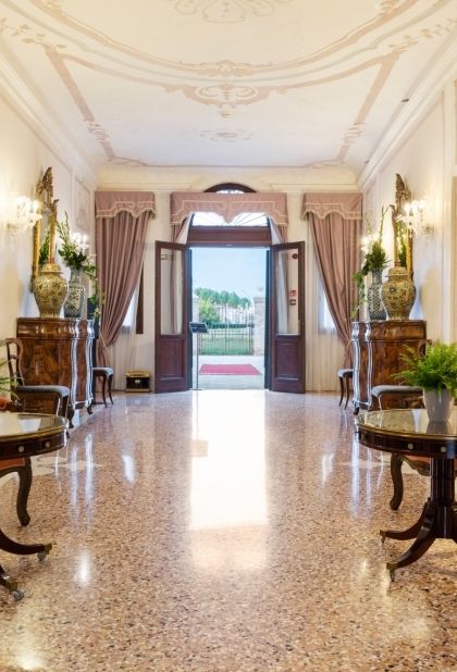 ทางเข้าโรงแรม