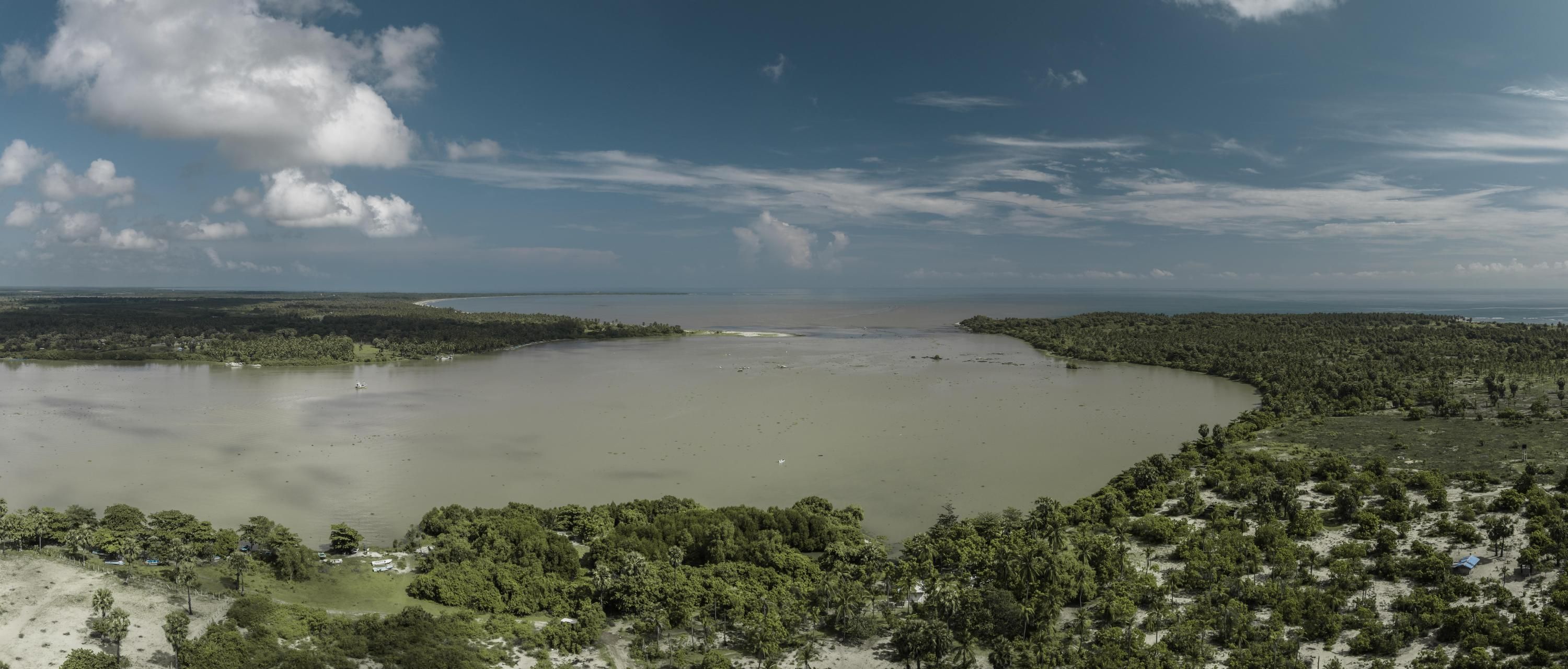 ชายหาด