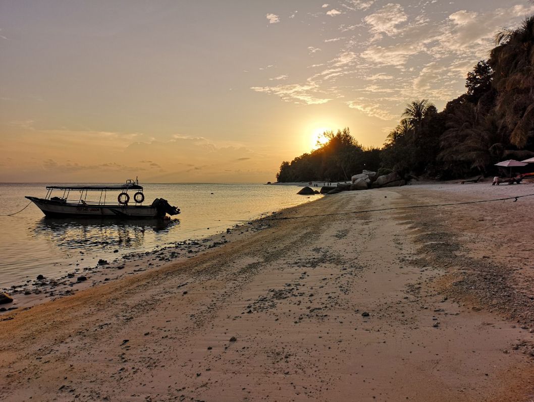 ชายหาด