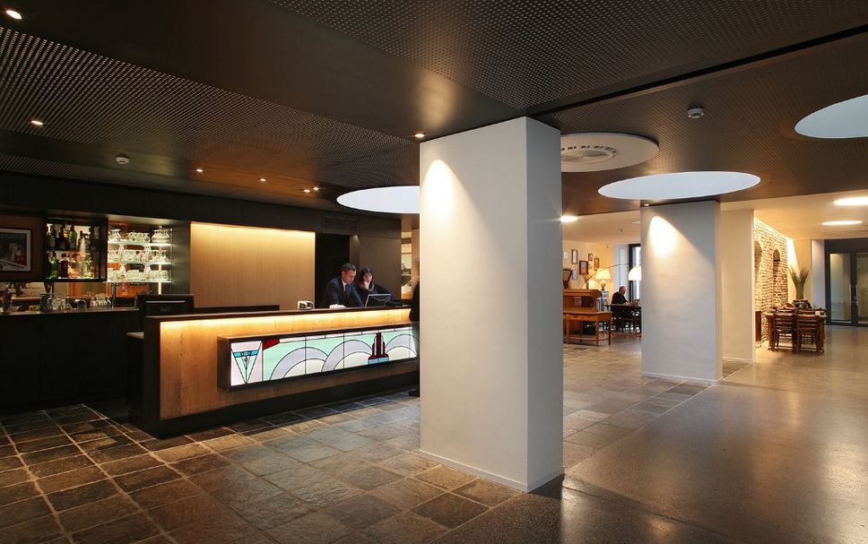 แผนกต้อนรับส่วนหน้า รูปภาพ