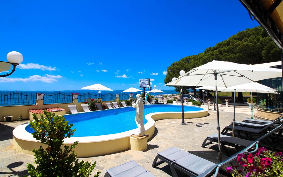 สระว่ายน้ำ รูปภาพ