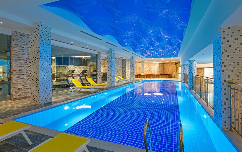 สระว่ายน้ำ รูปภาพ