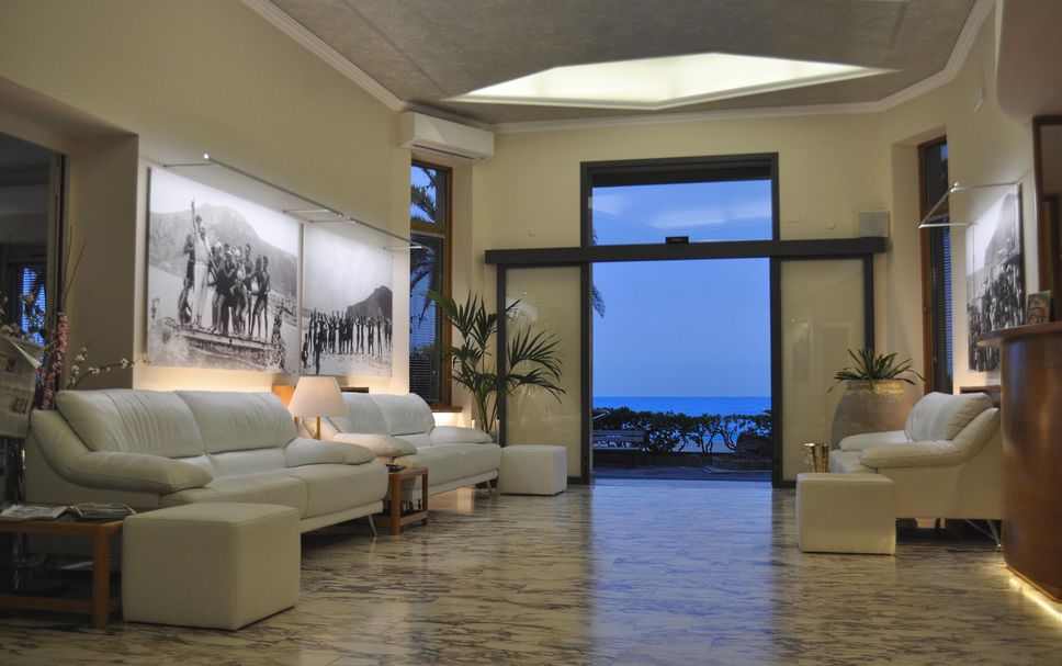 ล็อบบี้ รูปภาพ