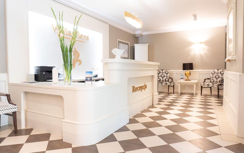 แผนกต้อนรับส่วนหน้า รูปภาพ