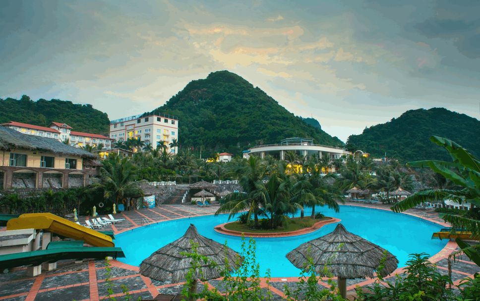 สระว่ายน้ำ รูปภาพ