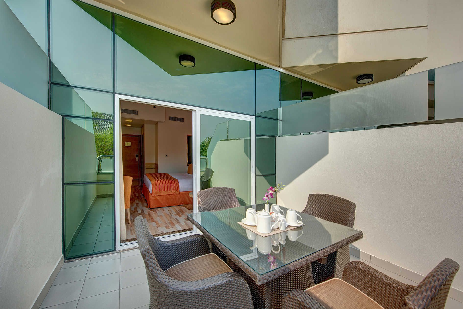 ลาน