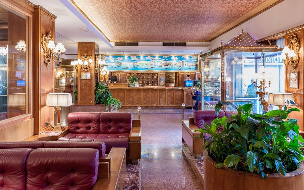 ล็อบบี้ รูปภาพ