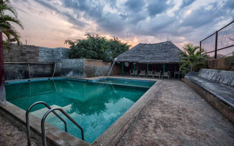 สระว่ายน้ำ รูปภาพ