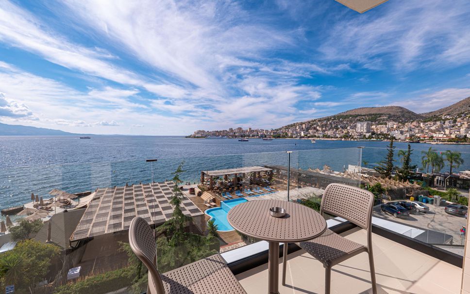 ระเบียง รูปภาพ