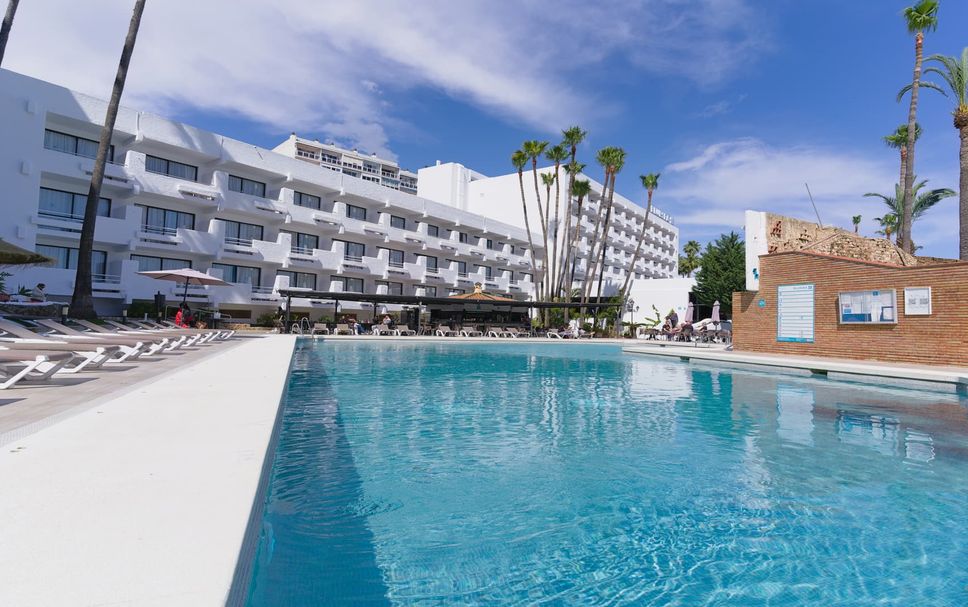 สระว่ายน้ำ รูปภาพ