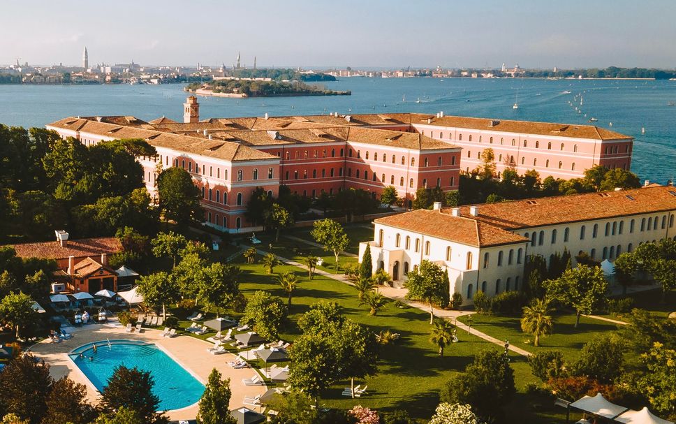 วิวภายนอก รูปภาพ